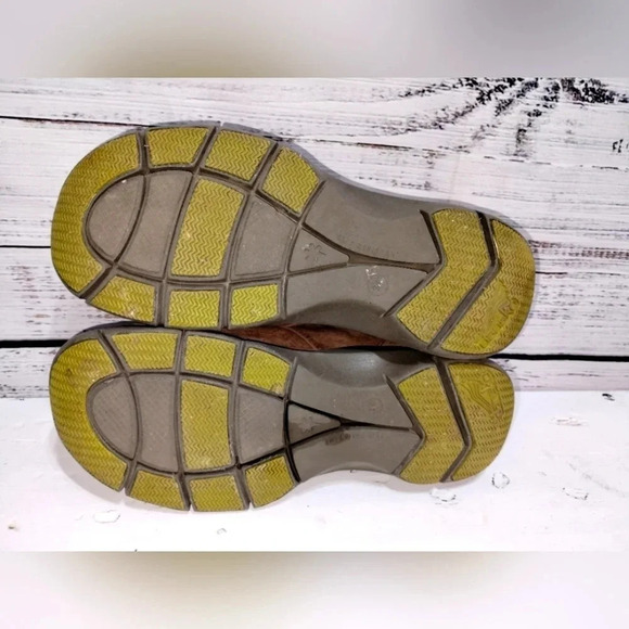 Dansko Elise Suede‎ Sneaker in Brown Lime Green size 6.5-7/37 Comfort Hiking - Picture 6 of 7